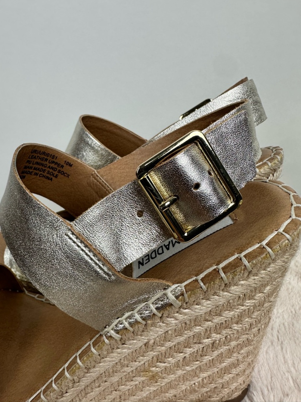 Steve Madden Gold Espadrille Wedge Sandals Leather Platform Ankle Strap Size 10 - Picture 9 of 13